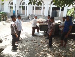 Cooling System Pilkada 2024, Kapolres Loteng Sumbang Puluhan Semen Untuk Pembangunan Masjid Nurul Jinan.