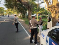 Patroli Rutin Satlantas Jaga Ketertiban di Bypass BIL Lombok Barat