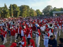 Semarak HUT RI ke-80, 1.500 Peserta Tebar Merah Putih